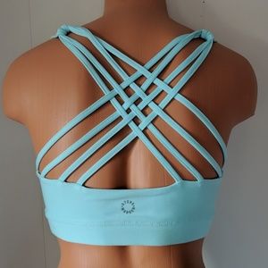 Steve Madden strappy sports bra S